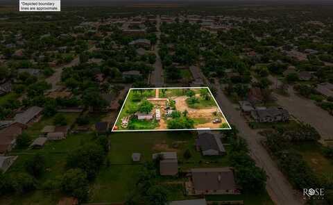 202 5th Ave, Coleman, TX 76834