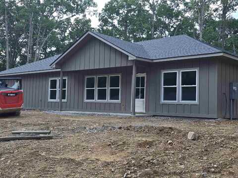 132 Columbia, Hot Springs, AR 71913