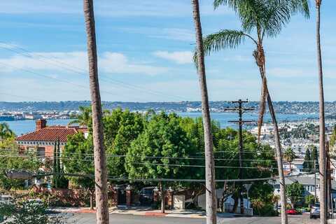 2414 Front St, San Diego, CA 92101