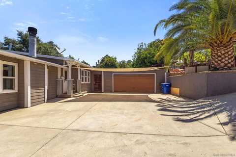 15415 Saint Lucy Ln, El Cajon, CA 92021