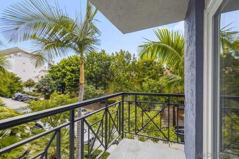 1756 Essex St unit: 212, San Diego, CA 92103