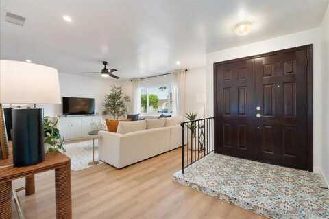 1531 Russell Pl, Escondido, CA 92025