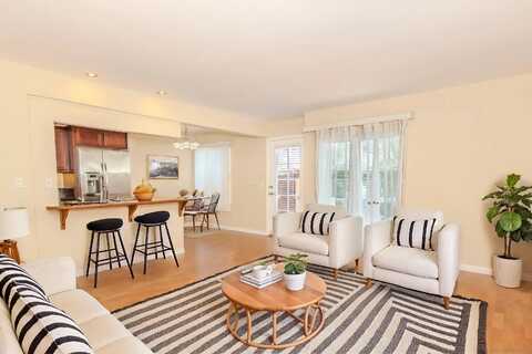 5252 Balboa Arms Dr, San Diego, CA 92117