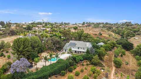3196 Crystal Court, Escondido, CA 92025
