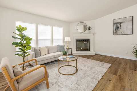 1301 S Hale Ave, Escondido, CA 92029