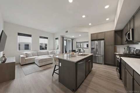 2040 Mindoro Ln, Chula Vista, CA 91915
