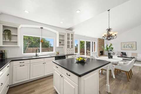 6524 Calgary Ct, San Diego, CA 92122