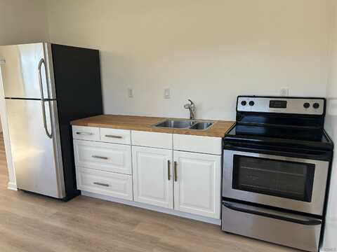 1038 S Coast Highway 101, Encinitas, CA 92024