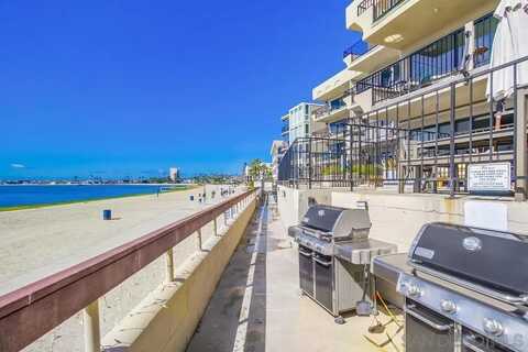 1235 Parker Place, San Diego, CA 92109