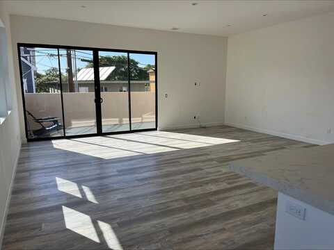 256 B Ave, Coronado, CA 92118