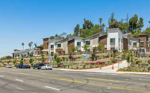 1470 S Santa Fe Ave, Vista, CA 92084