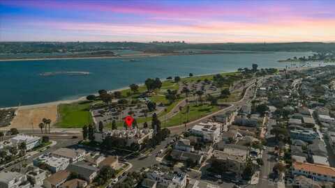 3770 Crown Point, Pacifica, CA 92109