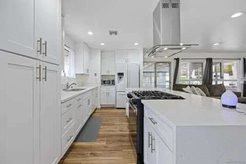 1549 Corta Del Sur, Lemon Grove, CA 91945