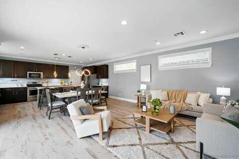 1705 Tuckers Grove Ave, Chula Vista, CA 91913
