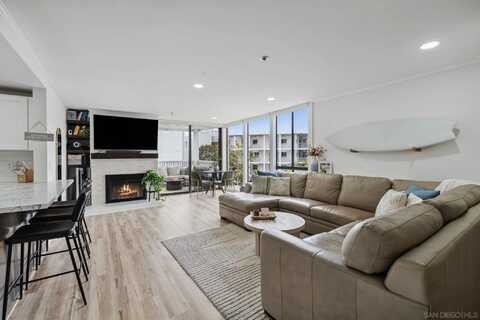 1335 La Palma St, San Diego, CA 92109