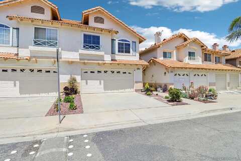 1716 Promenade Circle, Vista, CA 92083