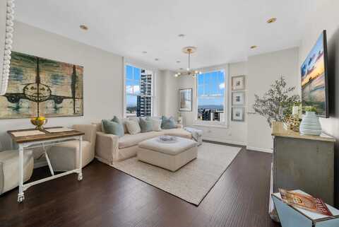 702 Ash St, San Diego, CA 92101