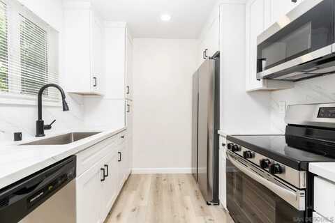 11187 Kelowna Rd, San Diego, CA 92126