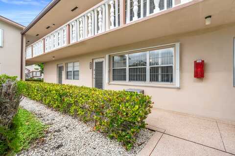 419 Chatham U, West Palm Beach, FL 33417