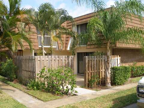 825 Center Street, Jupiter, FL 33458