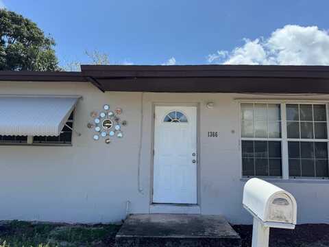 1366 10th Street, West Palm Beach, FL 33401