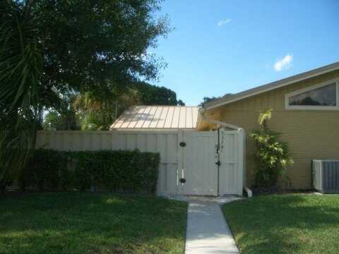 5374 Eagle Lake Drive, Palm Beach Gardens, FL 33418