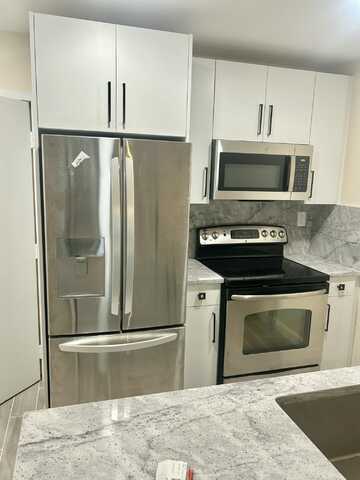 2771 Riverside Drive, Coral Springs, FL 33065