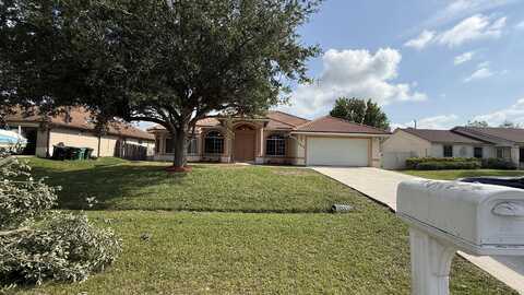 4844 NW North Macedo Boulevard, Port Saint Lucie, FL 34953