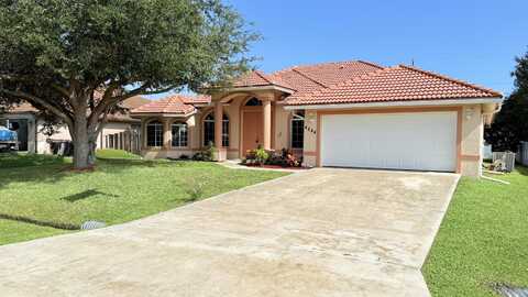 4844 NW North Macedo Boulevard, Port Saint Lucie, FL 34953