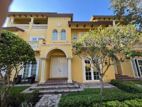 355 NE 69th Circle, Boca Raton, FL 33487