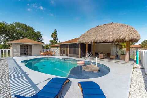 2550 SE Calais Street, Port Saint Lucie, FL 34952