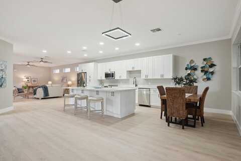 1018 Carolina Circle SW, Vero Beach, FL 32962