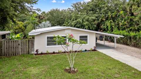 709 SW Bryant Avenue, Stuart, FL 34994