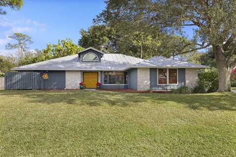 6399 Wood Lake Road, Jupiter, FL 33458