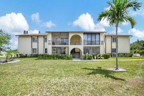 3531 Tall Pine Way, Greenacres, FL 33463