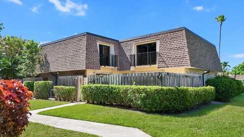 2897 SW 22nd Circle, Delray Beach, FL 33445