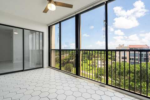 14475 Strathmore Lane, Delray Beach, FL 33446