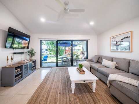 703 Club Drive, Palm Beach Gardens, FL 33418