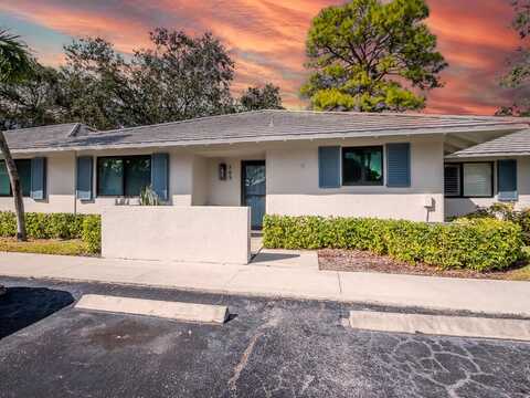 703 Club Drive, Palm Beach Gardens, FL 33418