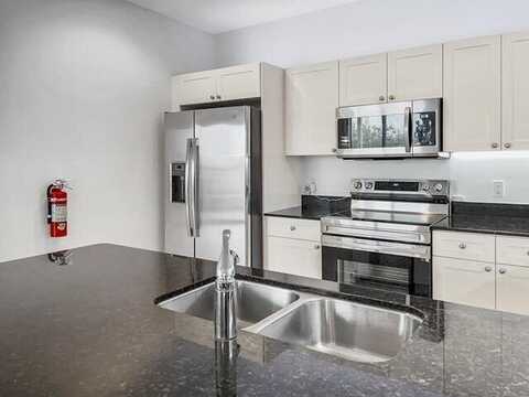 3960 N Flagler Drive, West Palm Beach, FL 33407