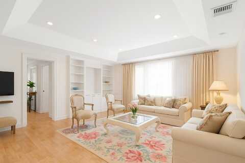 150 Bradley Place, Palm Beach, FL 33480