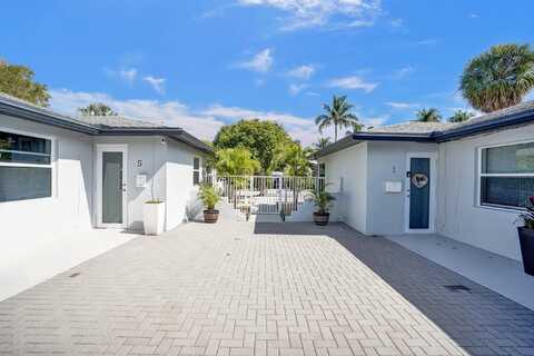 220 Walton Boulevard, West Palm Beach, FL 33405
