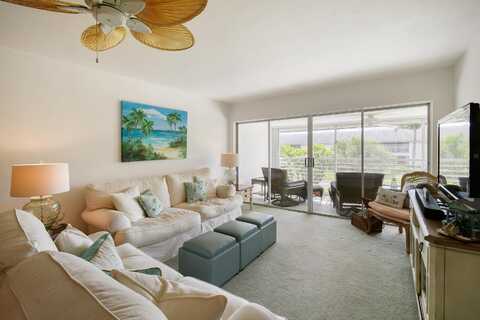 4 Garden Street, Tequesta, FL 33469