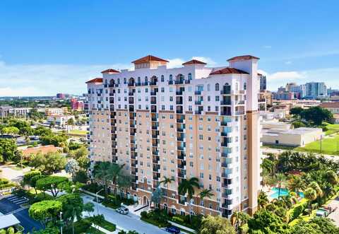 616 Clearwater Park Road, West Palm Beach, FL 33401