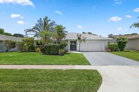 3384 Lakeview Drive, Delray Beach, FL 33445