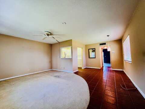 80 Norwich D, West Palm Beach, FL 33417