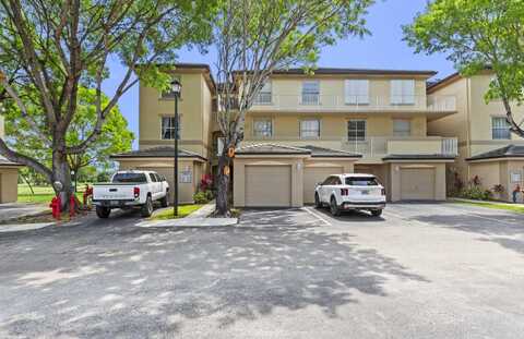 2060 Greenview Shores Boulevard, Wellington, FL 33414