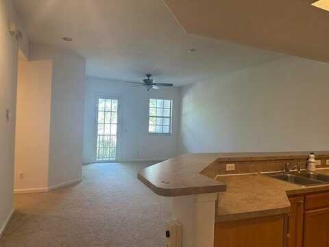 10280 SW Stephanie Way, Port Saint Lucie, FL 34987
