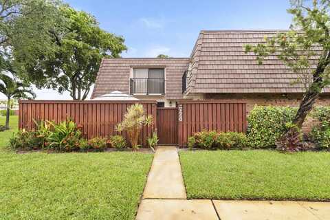 2660 SW 15 Street, Deerfield Beach, FL 33442