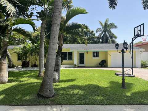 620 NE 9th Avenue, Boynton Beach, FL 33435